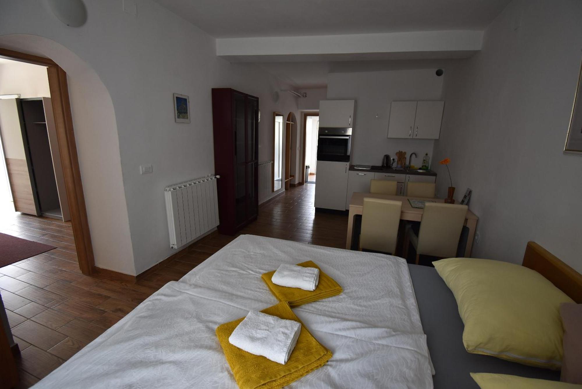 Apartments Free Alps, Massage & Wine Bovec Exteriör bild